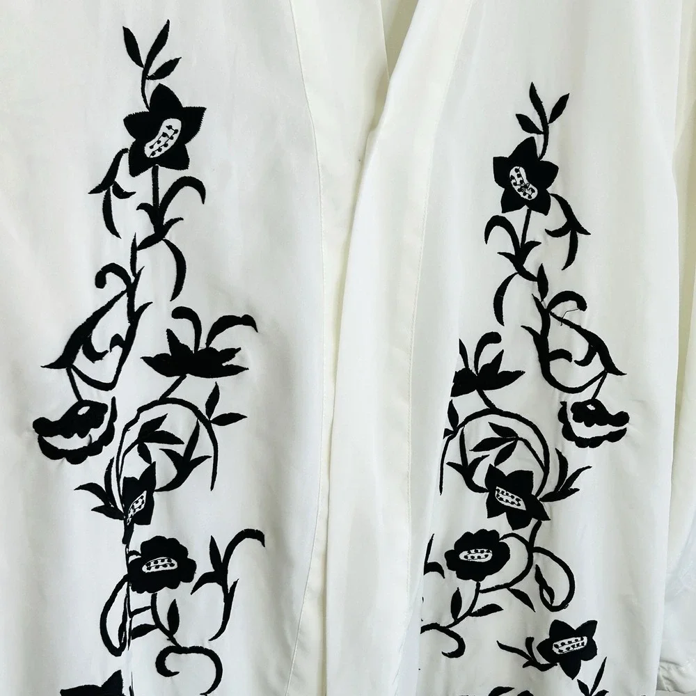 VTG Victoria Secret Kimono Robe M/L Y2k Boho Fringe Embroidered Floral Silky